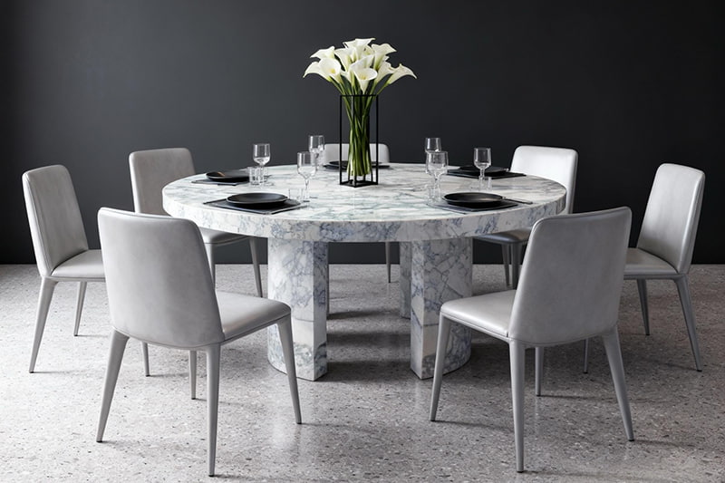 Mesa de mármol abierto de rima de tres columnas de color blanco panza de pez 